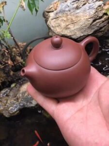 yixing-purple-clay-teapot